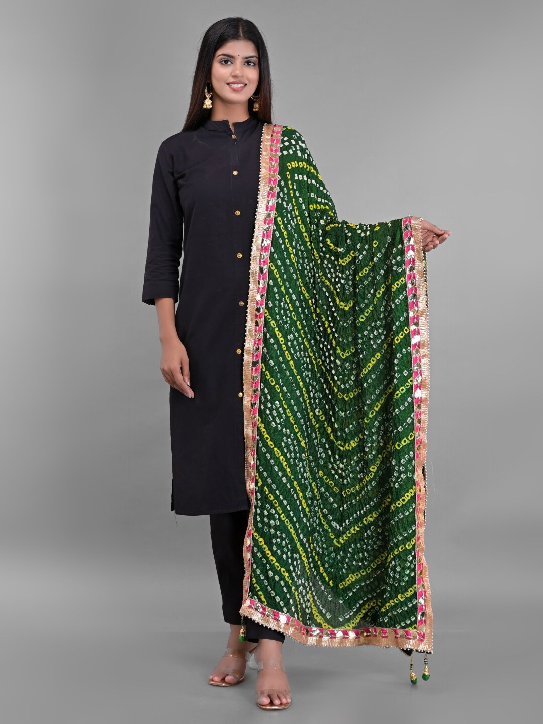 

Apratim Green & Pink Printed Art Silk Bandhani Dupatta