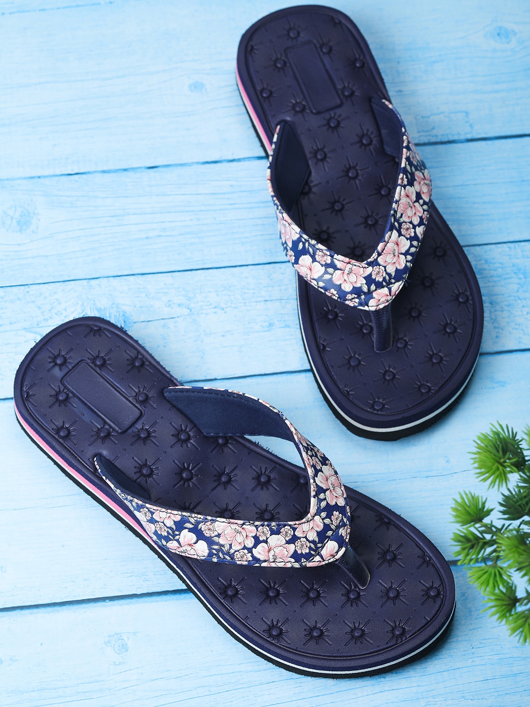 

BOOTCO Women Navy Blue Printed Flats