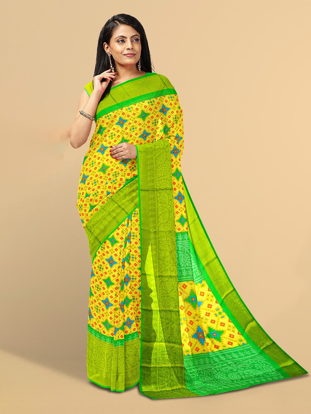 

Kalamandir Yellow & Green Silk Blend Saree