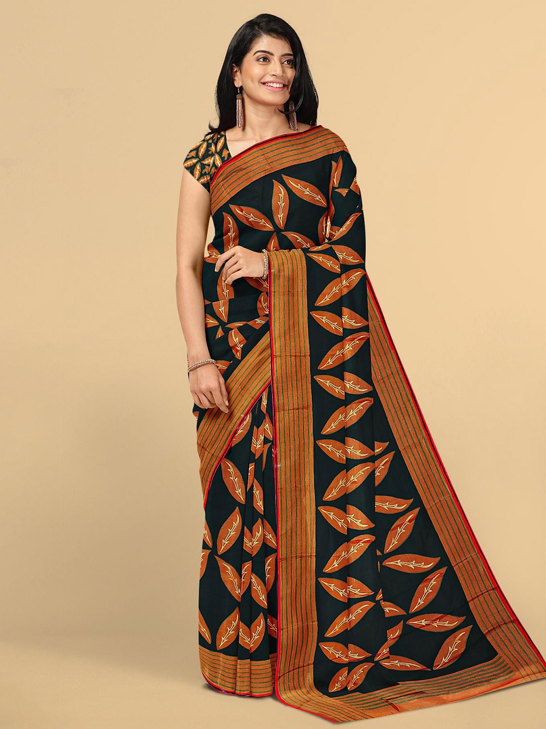 

Kalamandir Women Black & Brown Silk Blend Saree