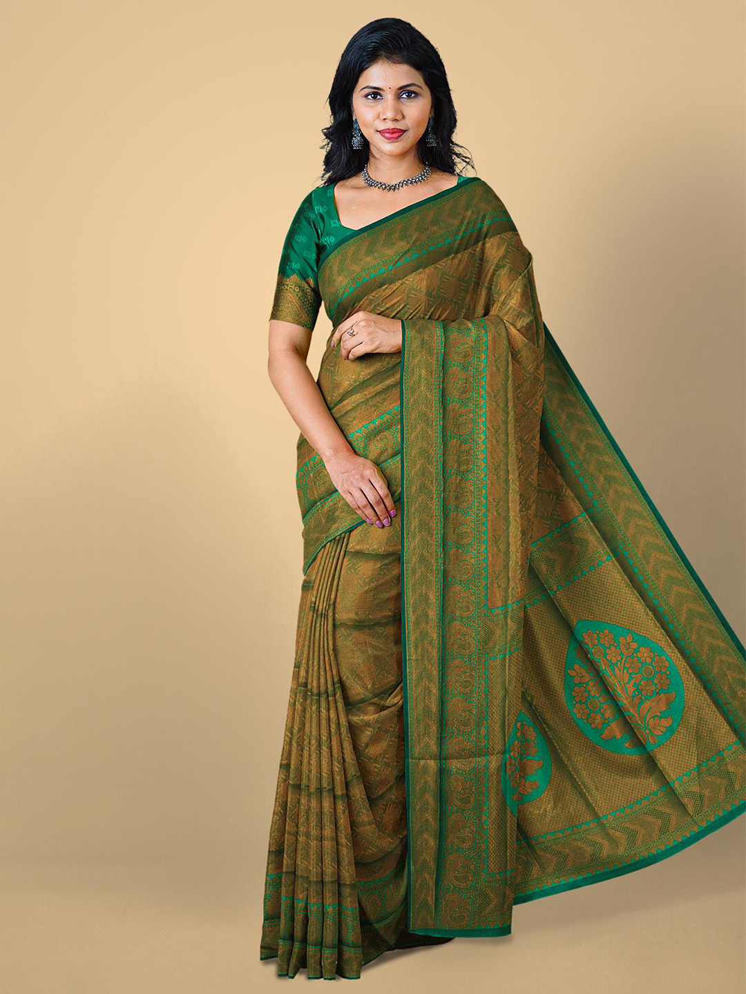 

Kalamandir Women Green Ethnic Motifs Zari Silk Blend Saree
