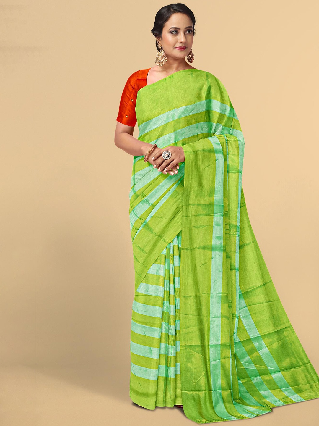 

Kalamandir Women Green & Blue Striped Tissue Saree