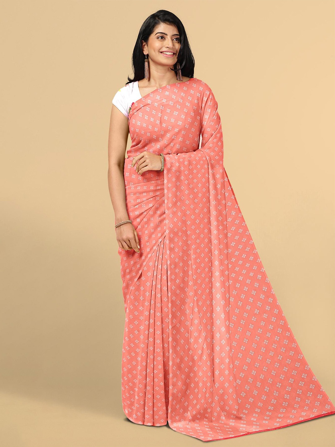 

Kalamandir Women Peach-Coloured & White Silk Blend Saree