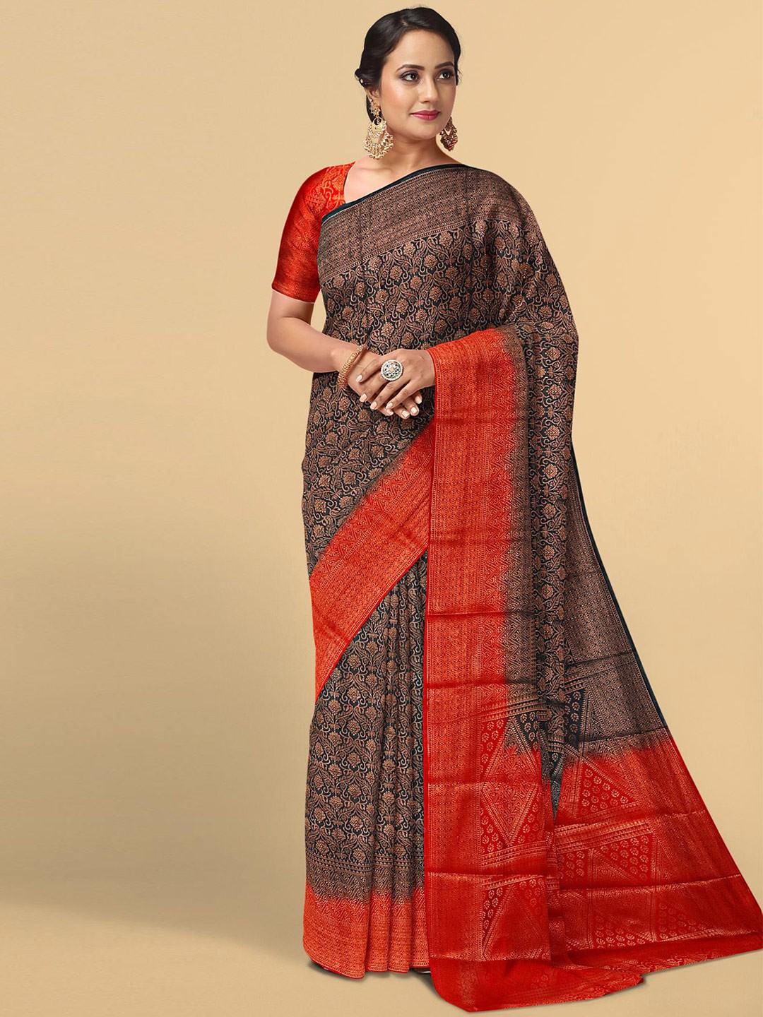 

Kalamandir Navy Blue & Red Floral Silk Blend Saree