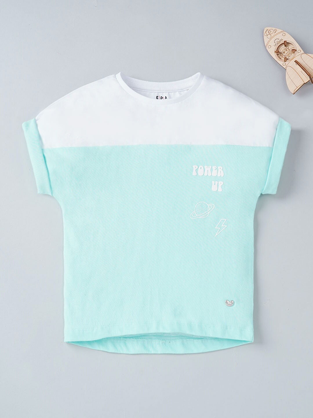 

Ed-a-Mamma Girls Blue & White Colourblocked Extended Sleeves T-shirt