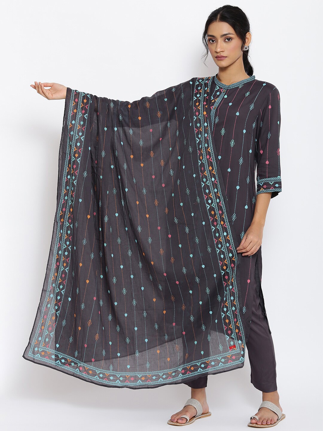 

W Women Black Ethnic Motifs Woven Design Pure Cotton Dupatta