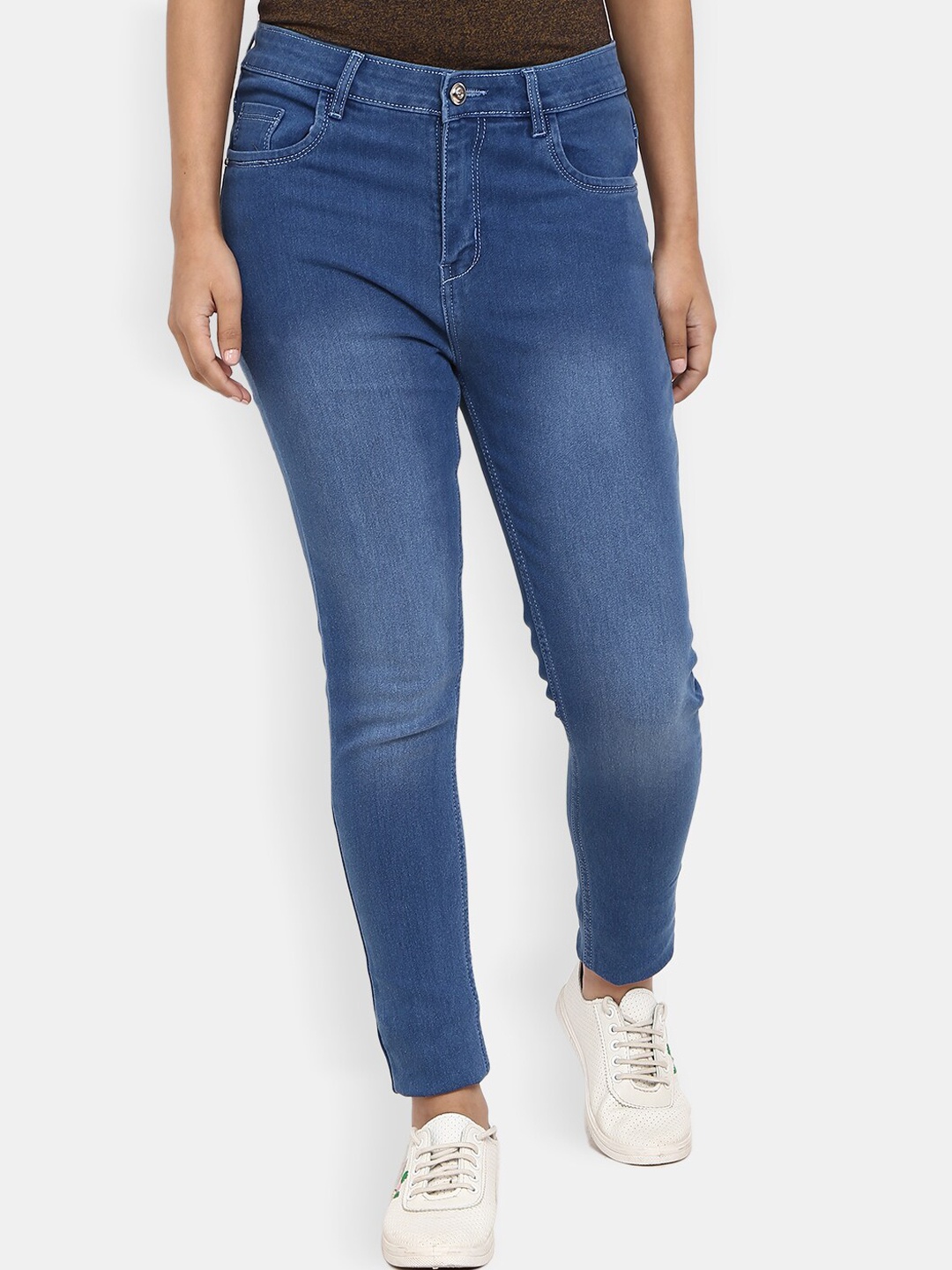 

V-Mart Women Blue Regular Fit Classic Light Fade Jeans