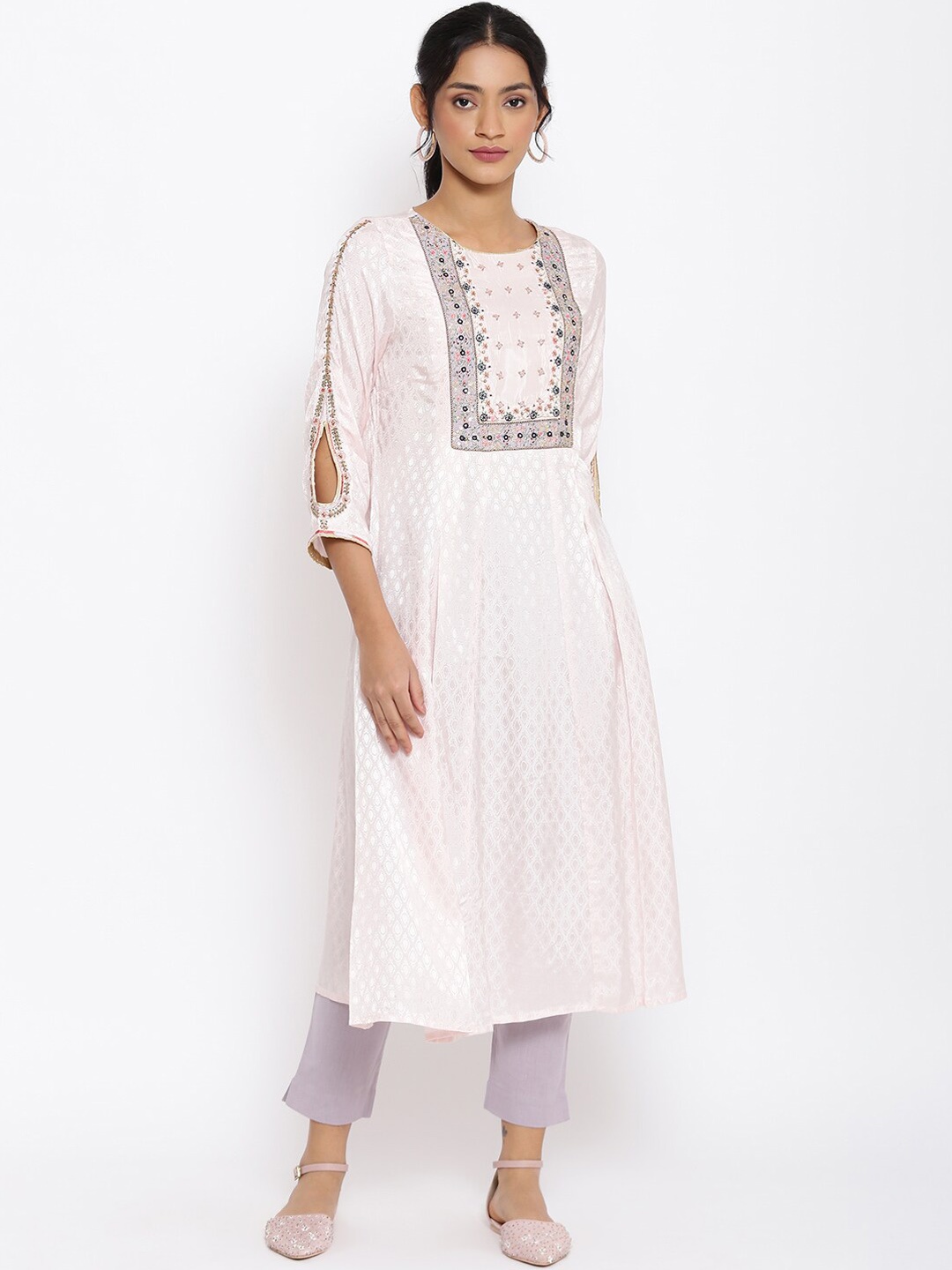 

WISHFUL Women Pink Ethnic Motifs Thread Work Anarkali Kurta