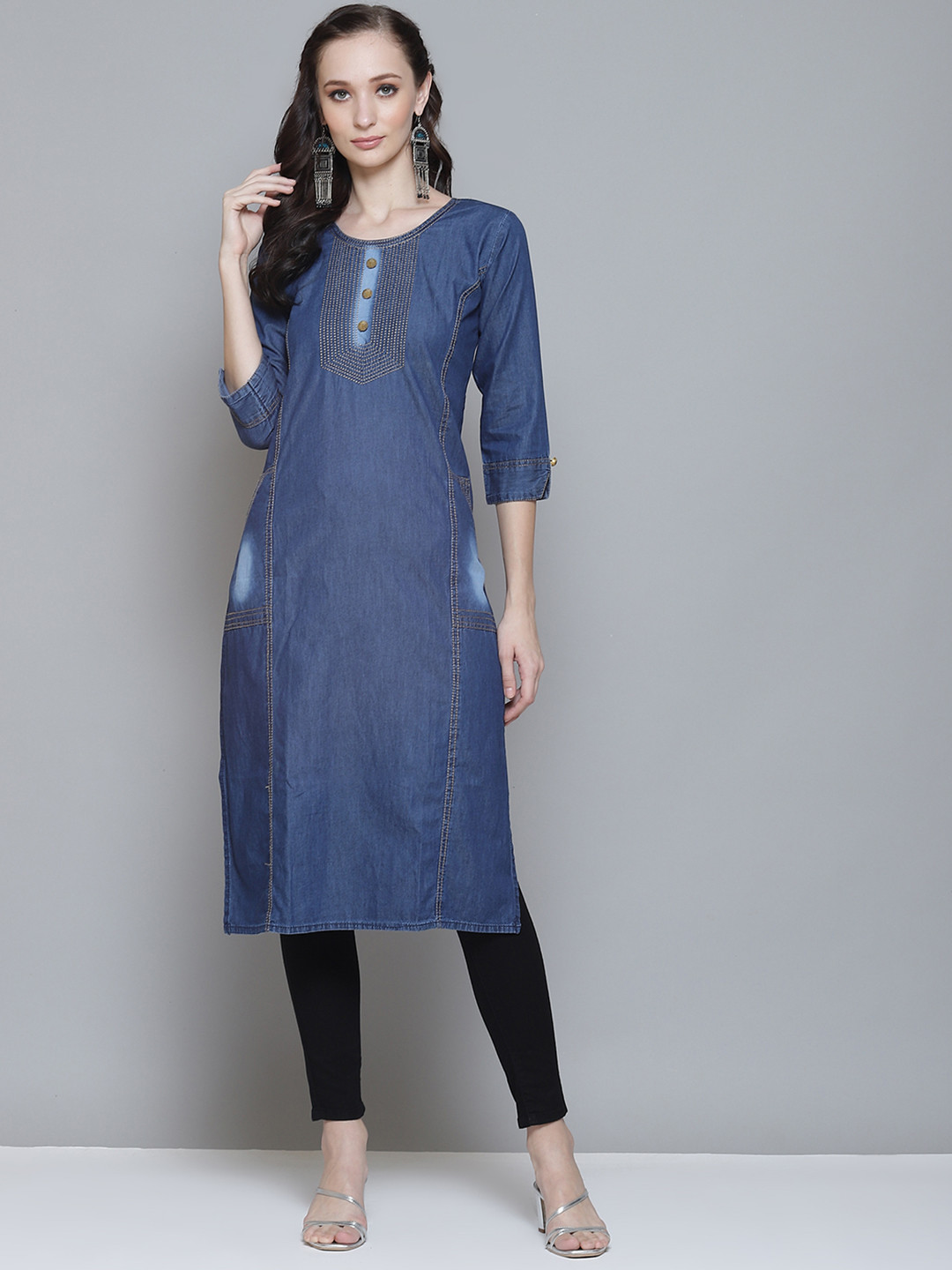 

Kvsfab Women Blue Solid Straight Denim Kurta