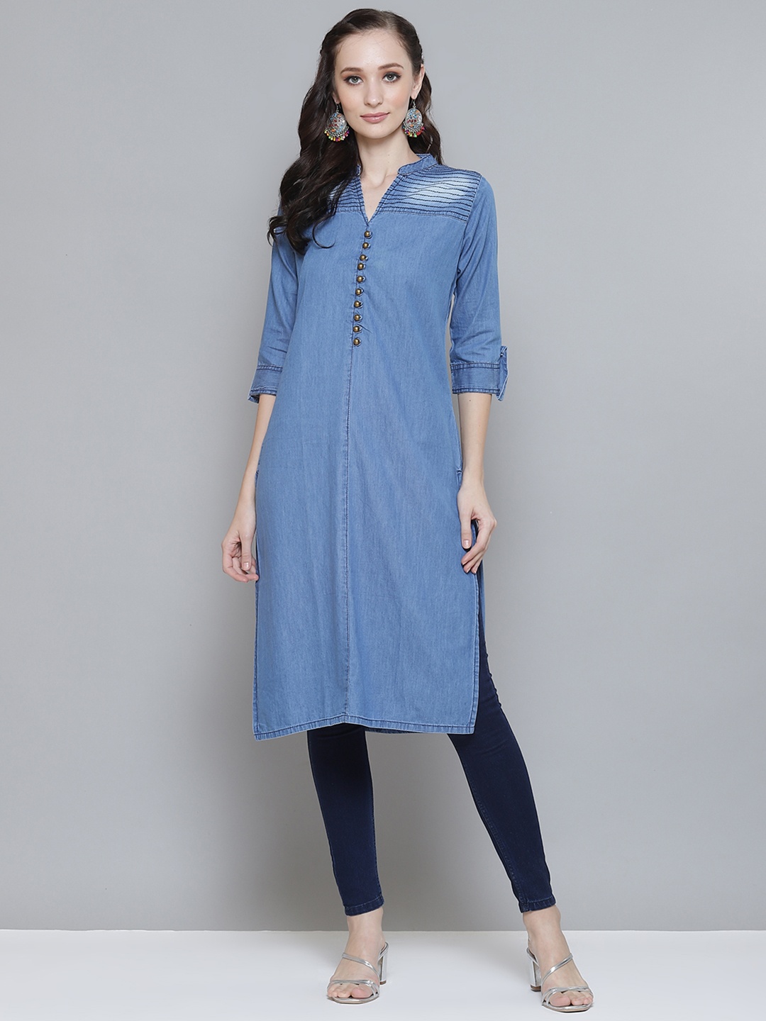 

Kvsfab Women Blue Solid Straight Denim Kurta