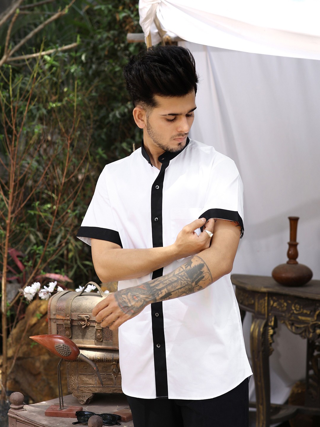 

FRENCH CROWN Men White Standard Casual Shirt