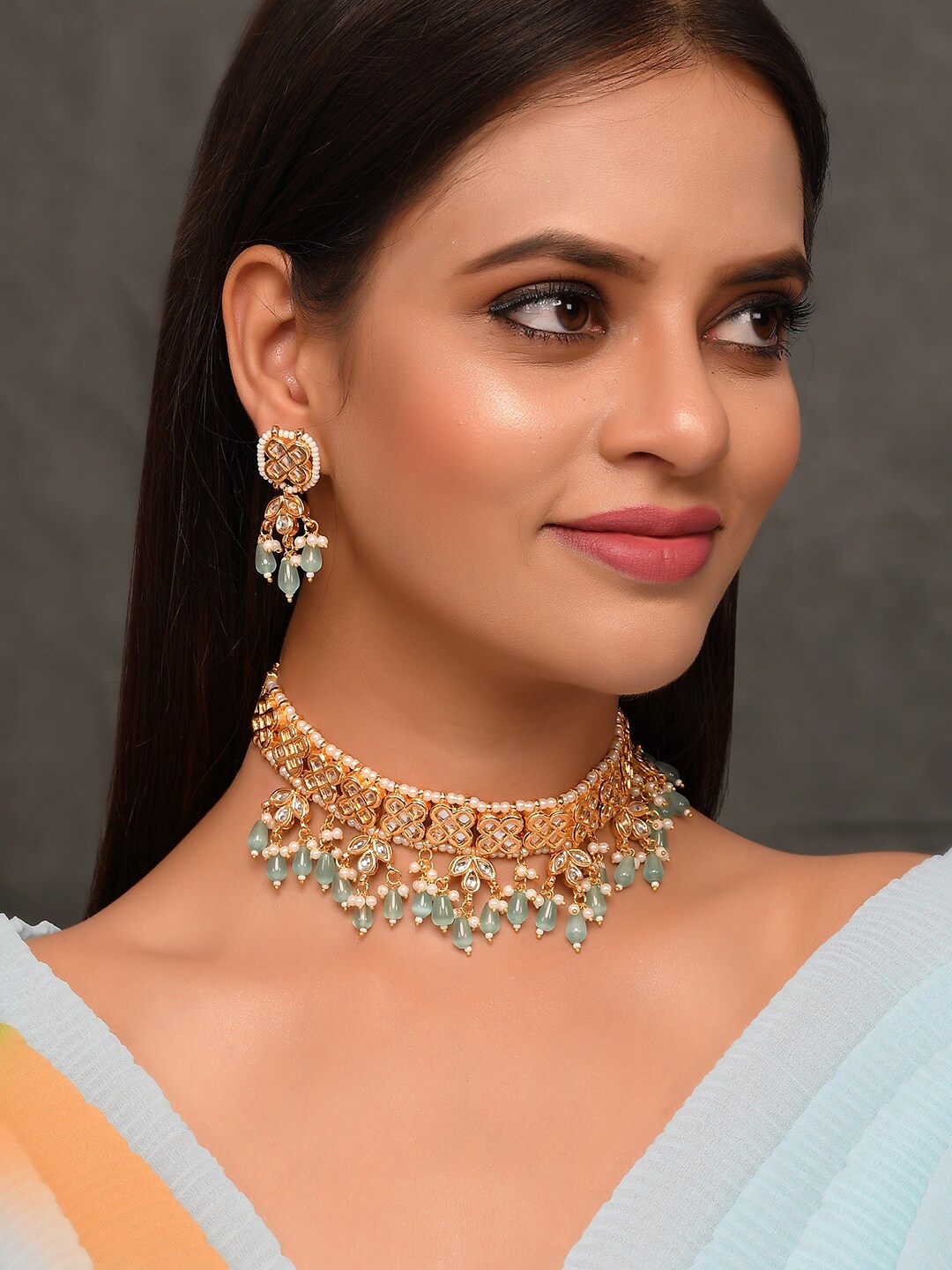 

DASTOOR Gold-Plated Blue Kundan Studded Jewellery Set