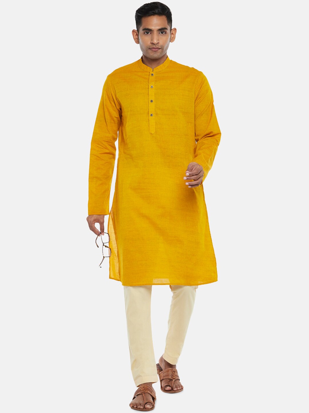 

indus route by Pantaloons Men Mustard Yellow Cotton Kurta