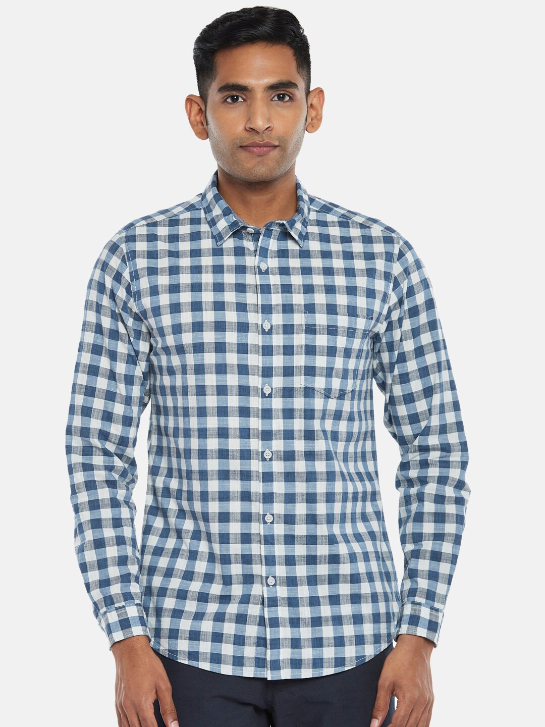 

BYFORD by Pantaloons Men Blue Slim Fit Checked Cotton Casual Shirt