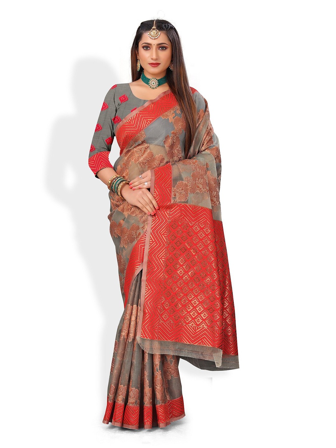 

Rivana Grey & Red Floral Zari Organza Banarasi Saree