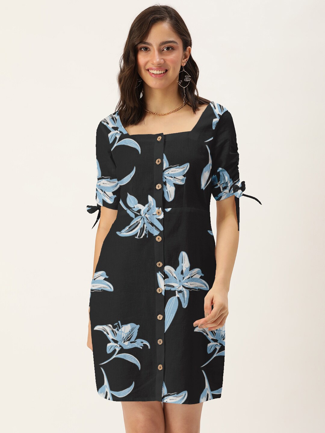 

DressBerry Black Floral Sheath Dress