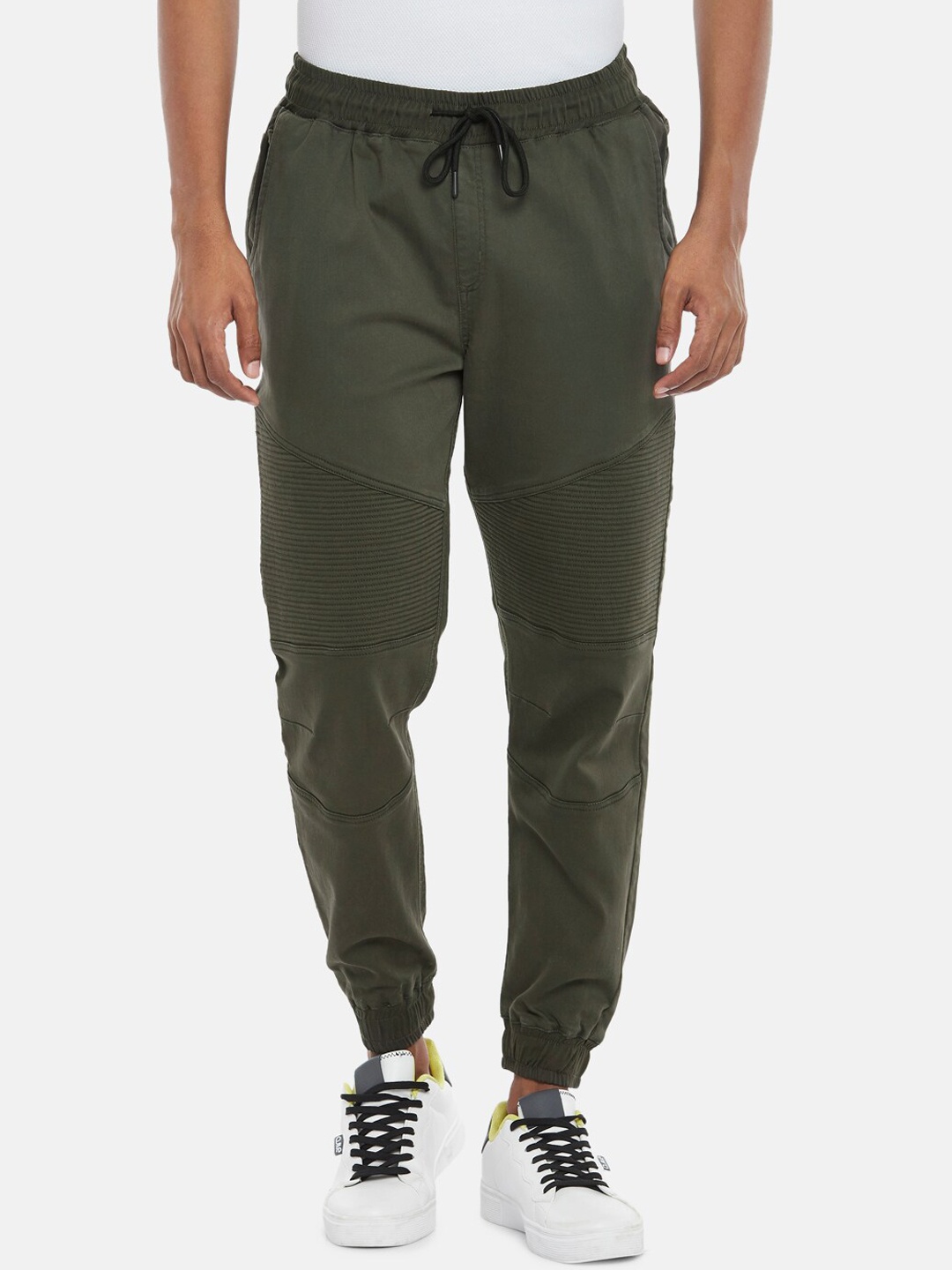 

People Men Green Tapered Fit Joggers Trousers