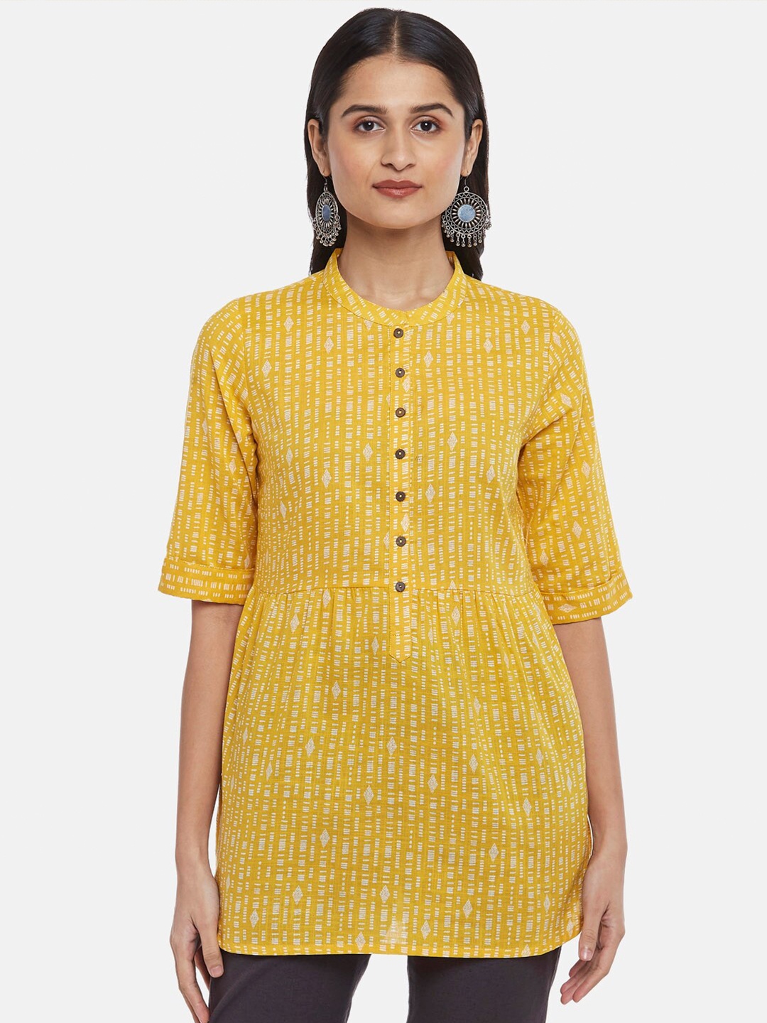 

AKKRITI BY PANTALOONS Mustard & White Mandarin Collar Printed Tunic