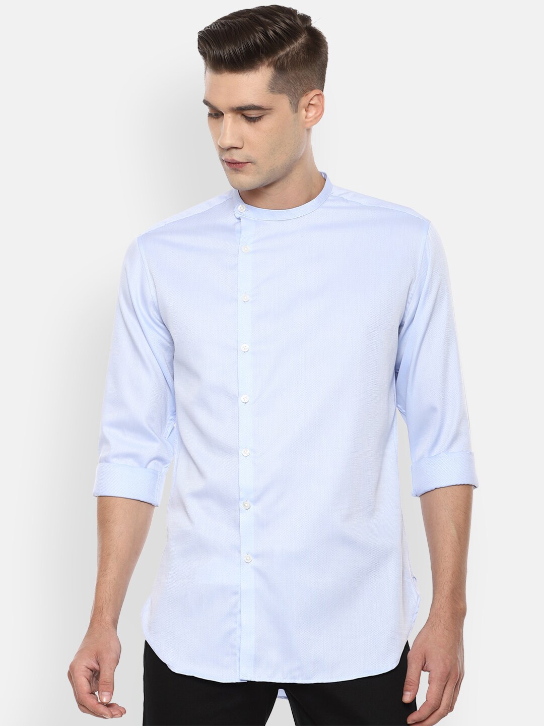 

V Dot Men Blue Slim Fit Casual Shirt