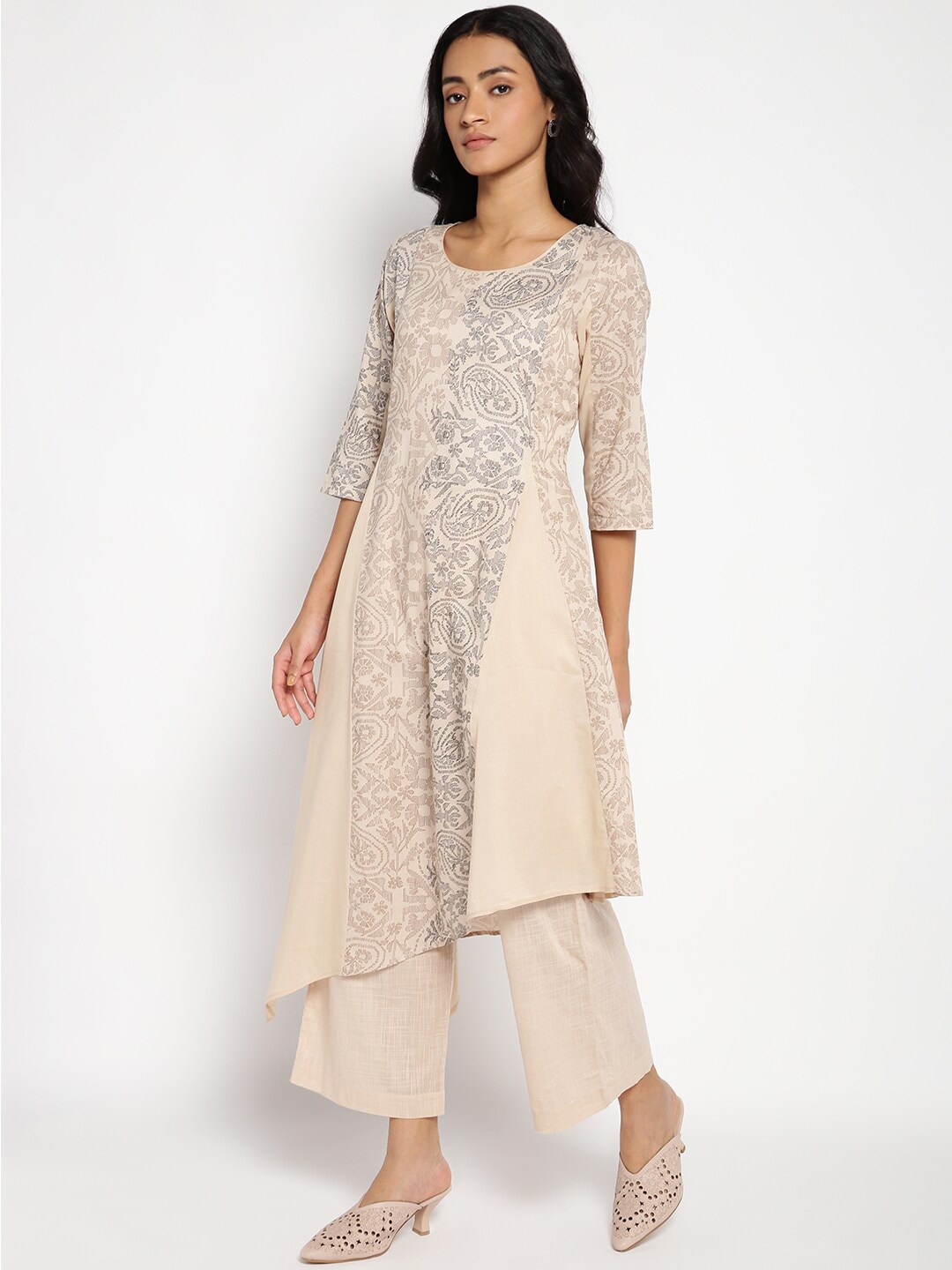 

W Women Beige Floral Printed Kurta