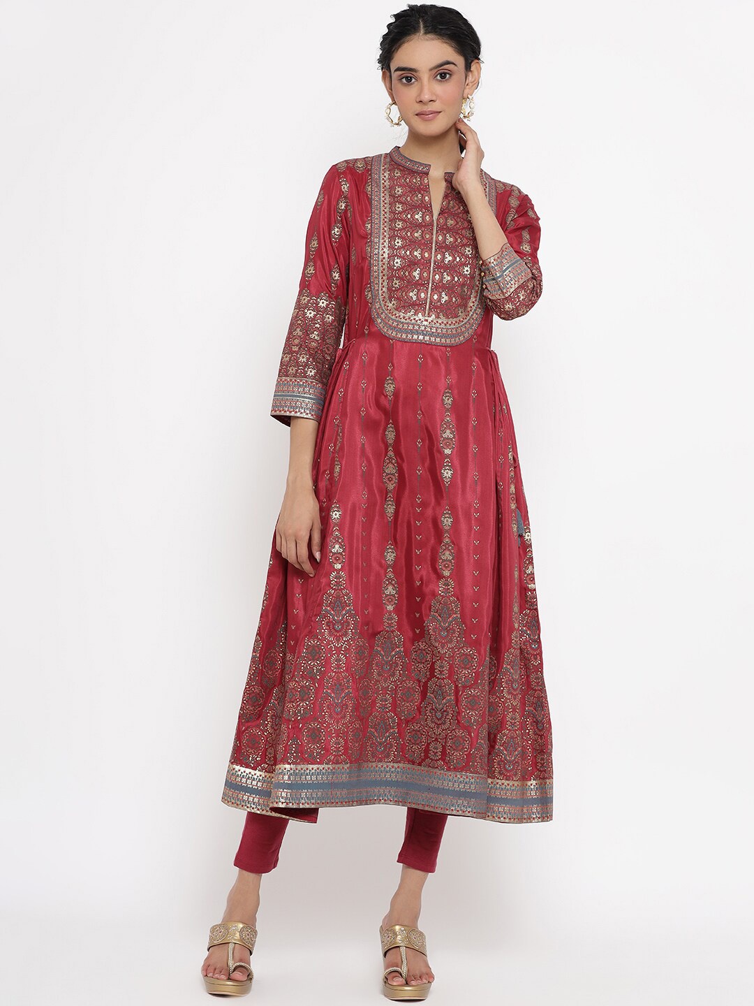 

W Women Red Foil Floral Print Kurta with Trousers, Blue