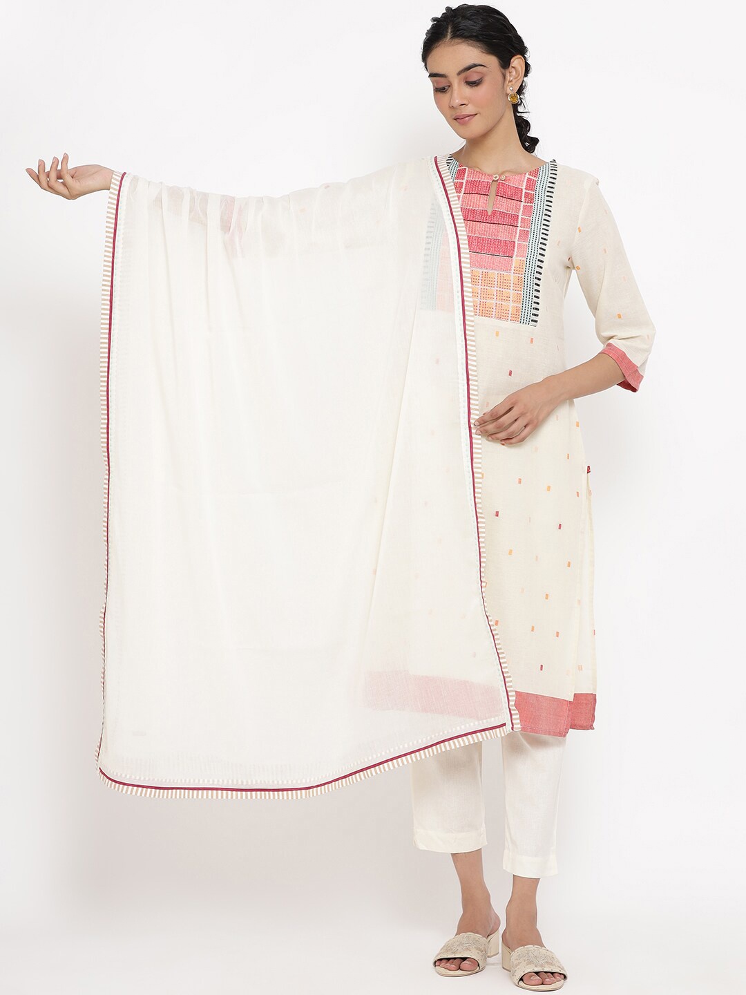 

W White & Red Pure Cotton Dupatta