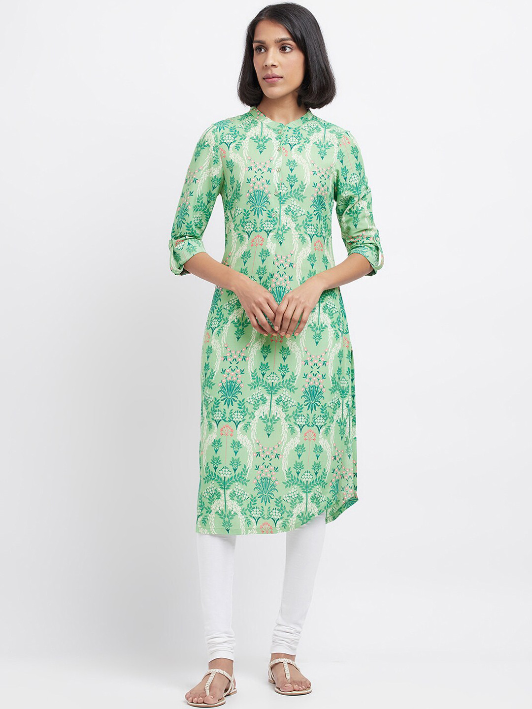 

W Women Green & White Floral Printed Floral Kurta