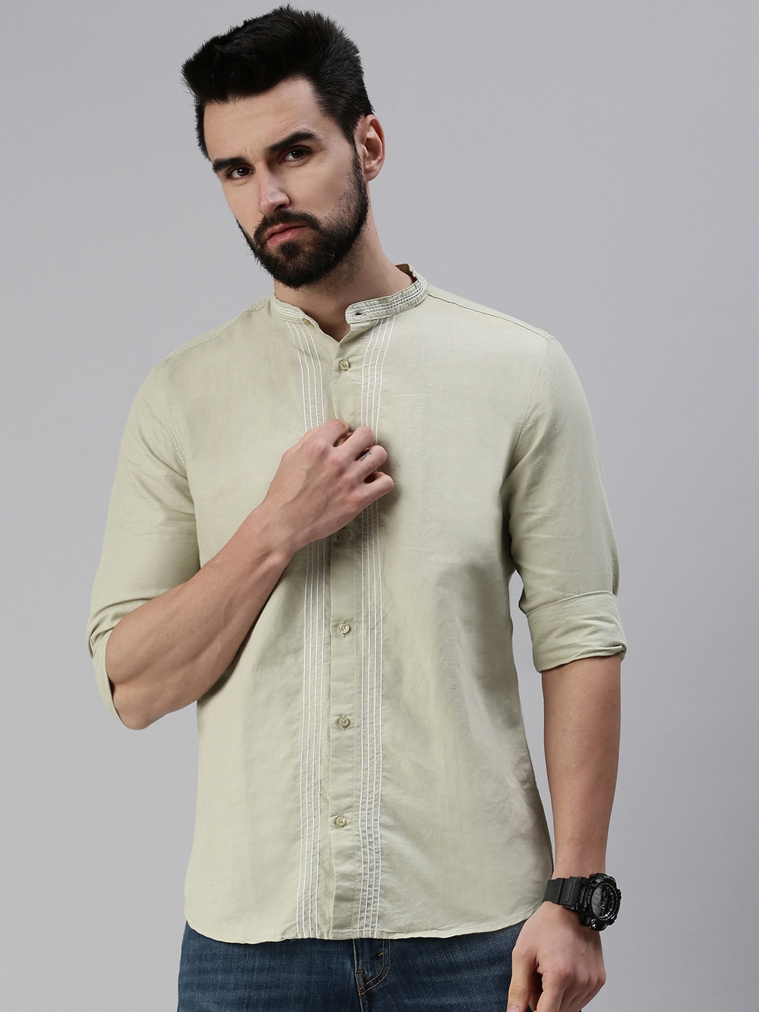 

SHOWOFF Men Olive Green Comfort Slim Fit Casual Cotton Shirt