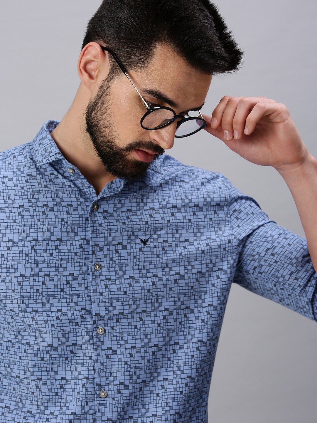 

SHOWOFF Men Blue Comfort Slim Fit Printed Cotton Casual Shirt