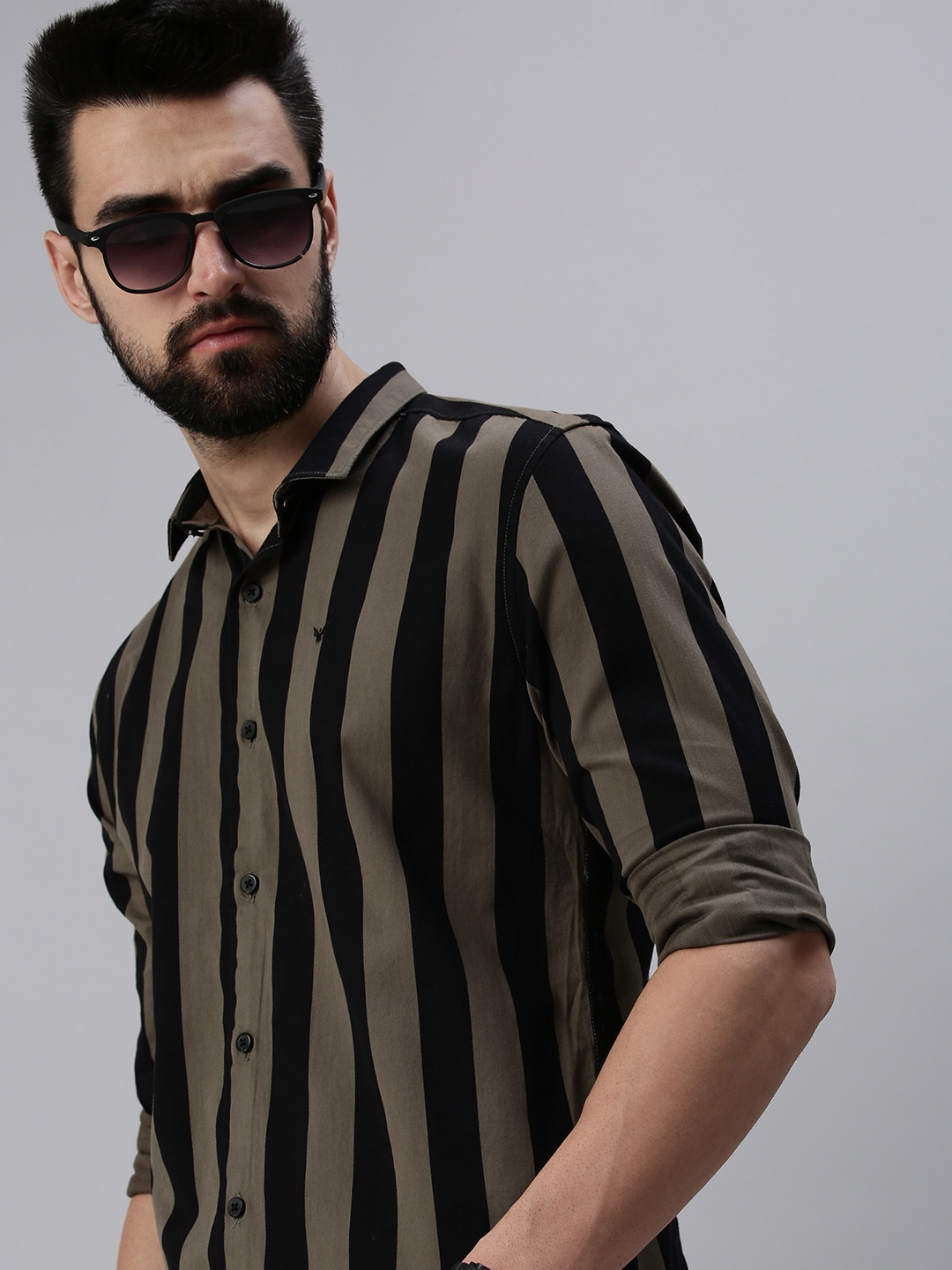 

SHOWOFF Men Olive Green Comfort Slim Fit Striped Casual Shirt