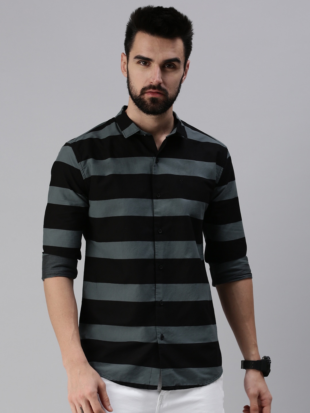 

SHOWOFF Men Grey Comfort Slim Fit Horizontal Stripes Striped Casual Shirt