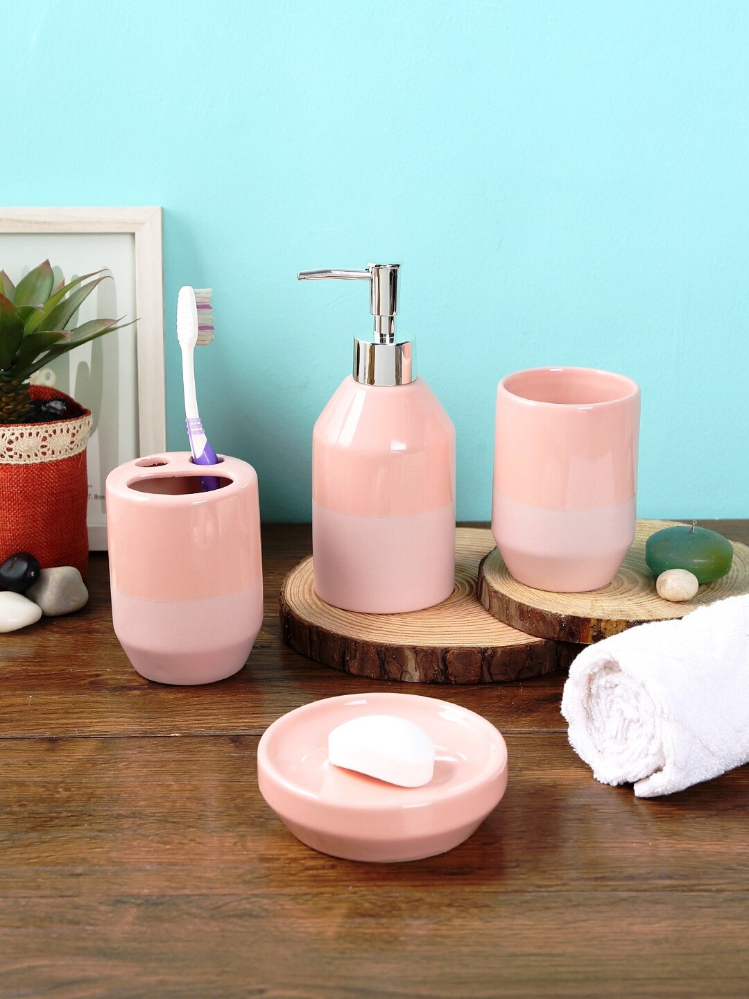 

House Of Accessories Set of 4 Peach Solid Ceramic Bathroom Accessories