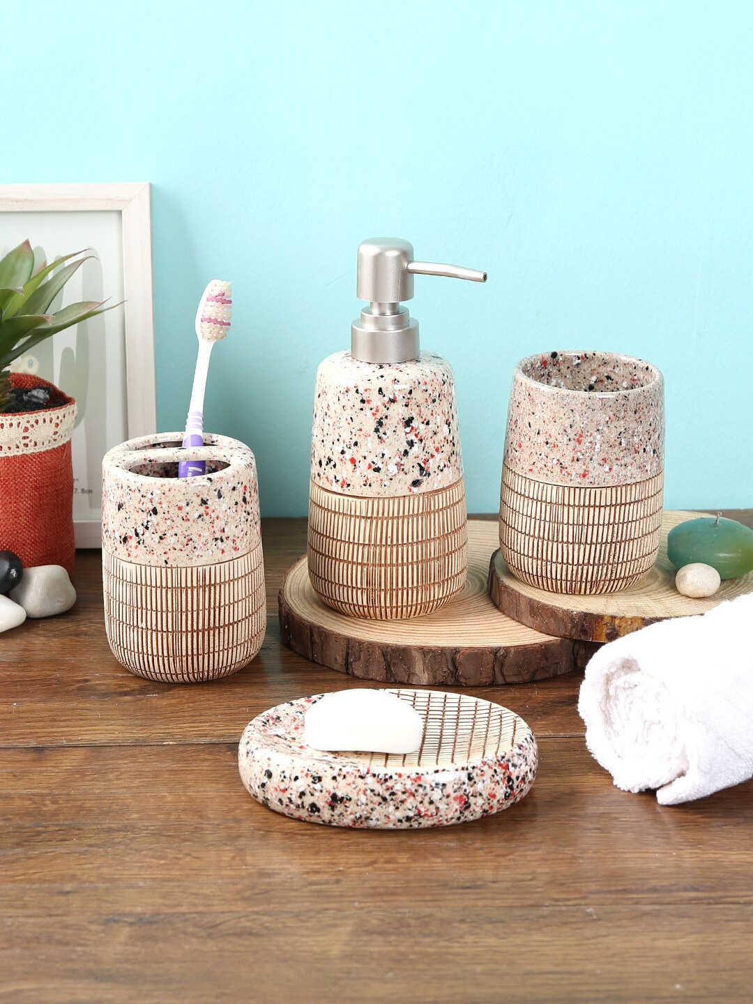 

House Of Accessories Set Of 4 Brown Textured Bathroom Accessories