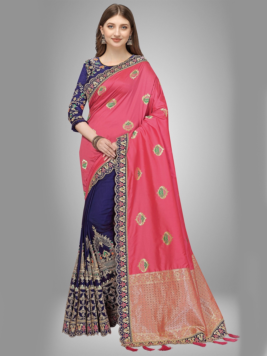 

Trendmalls Pink & Blue Floral Zari Pure Silk Banarasi Saree