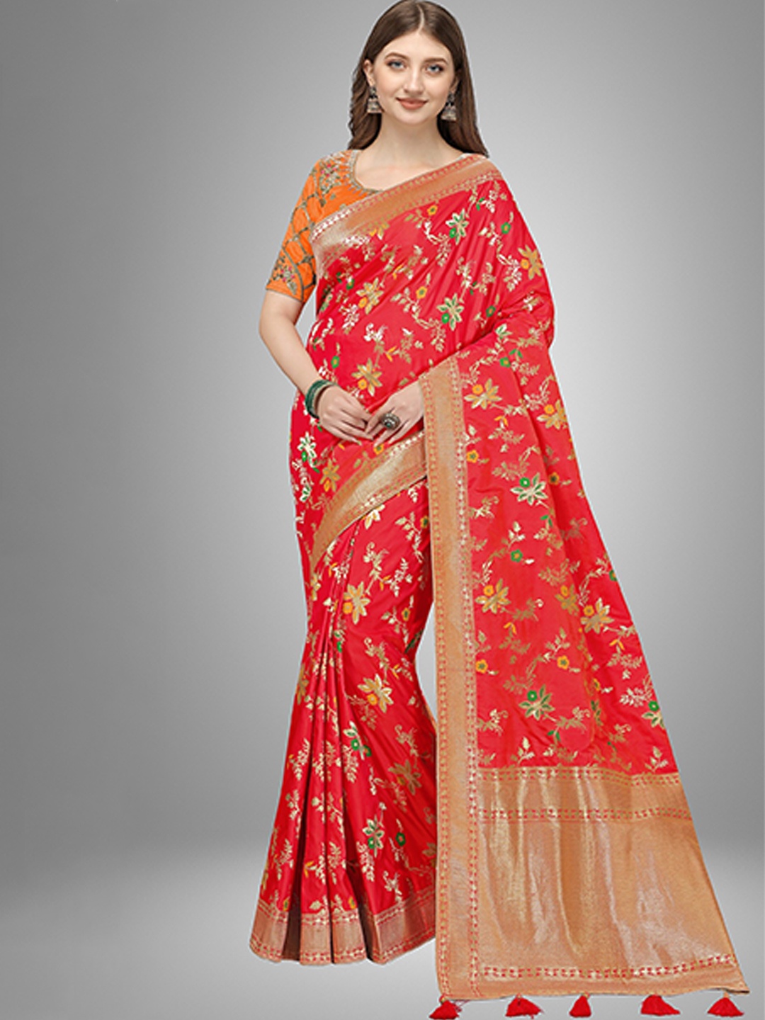 

Trendmalls Red & Gold-Toned Floral Zari Pure Silk Banarasi Saree