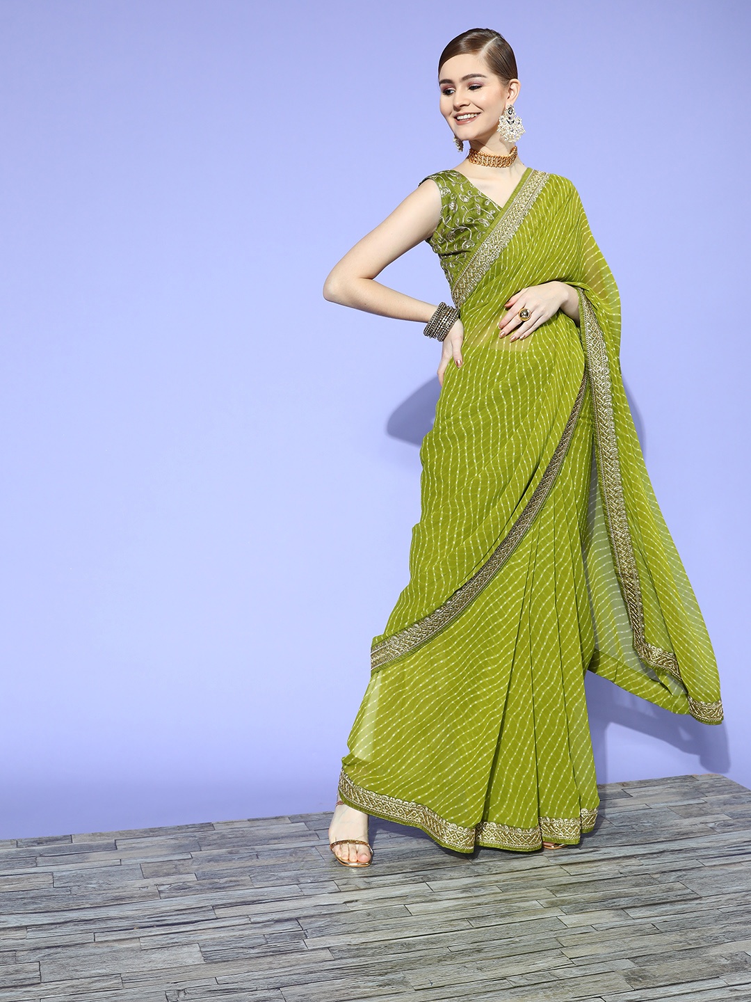 

Satrani Leheriya Saree with Embroidered border, Green