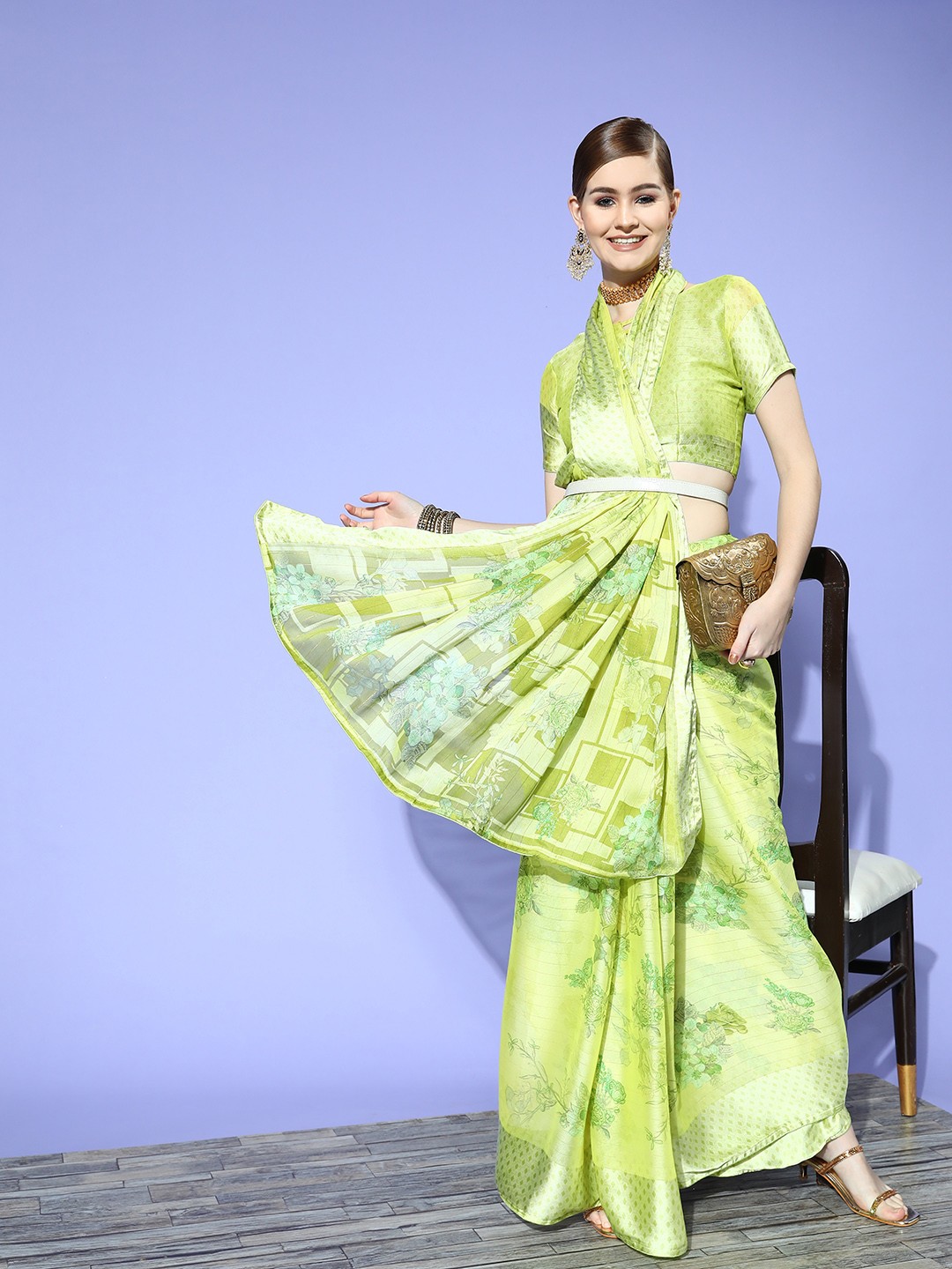 

Satrani Floral Saree with Woven Design border, Green