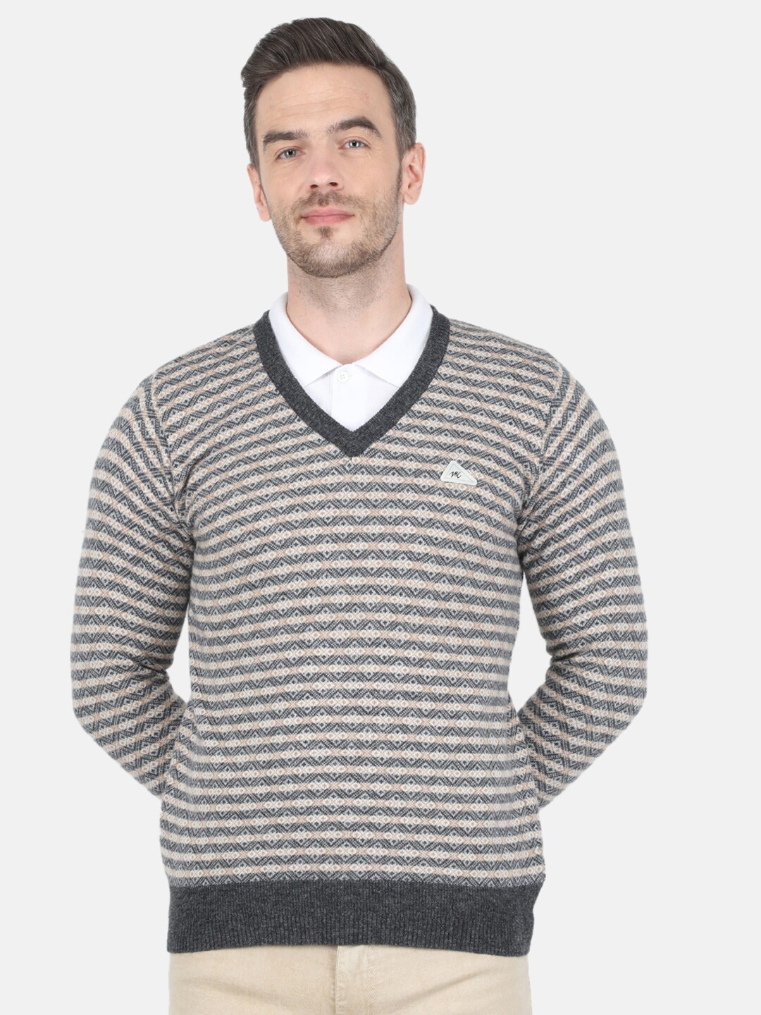 

Monte Carlo Mens Lambs Wool Grey Designer V Neck Pullover