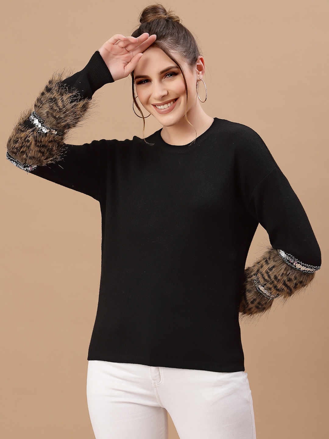 

Mafadeny Women Black & Brown Pullover