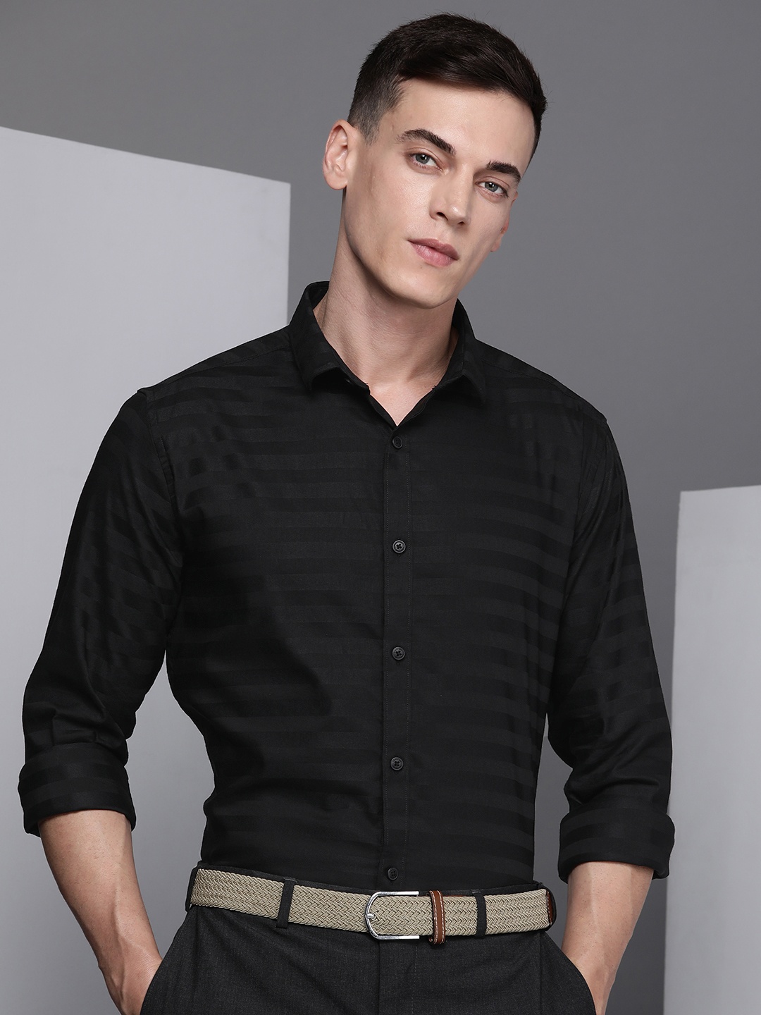 

Kenneth Cole Revert Men Black Slim Fit Self-Striped Modern Elementaries Shirt