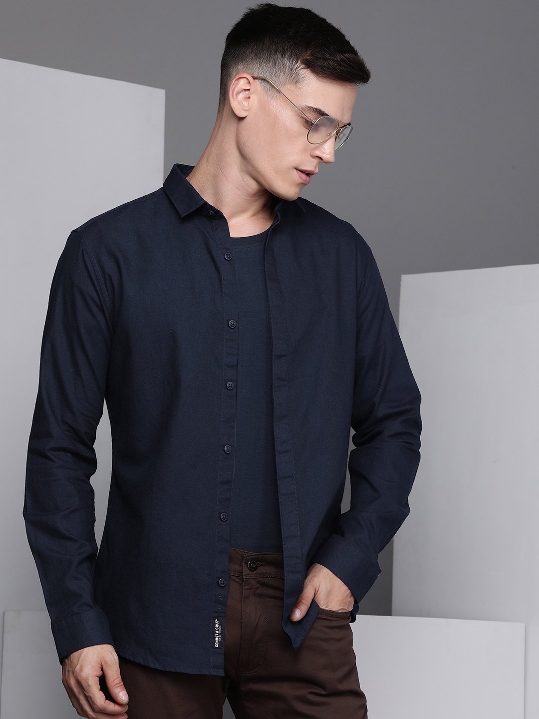 

Kenneth Cole Revert Men Navy Blue Slim Fit Pure Cotton Modern Elementaries Shirt