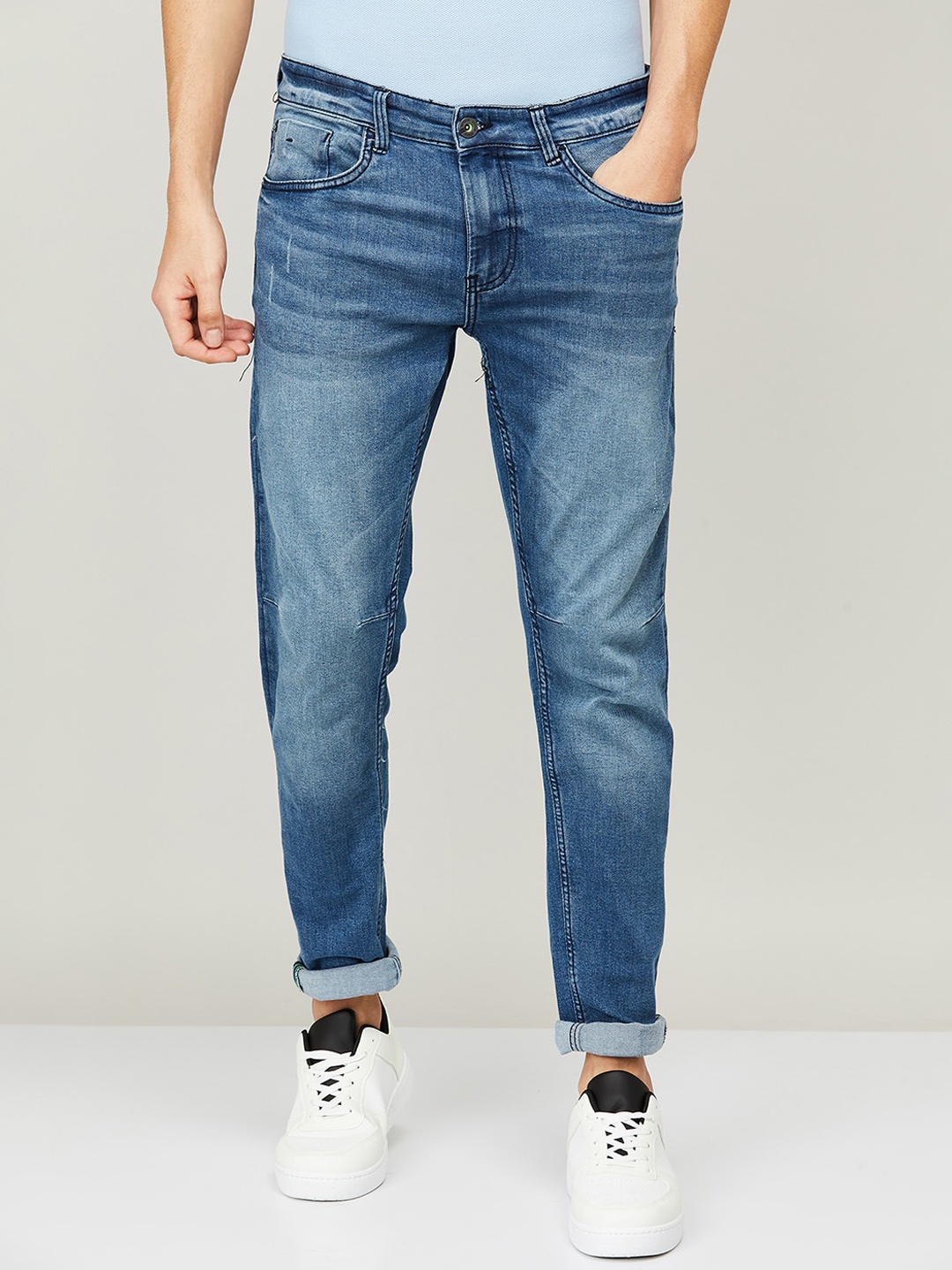 

Bossini Men Blue Tapered Fit Heavy Fade Jeans