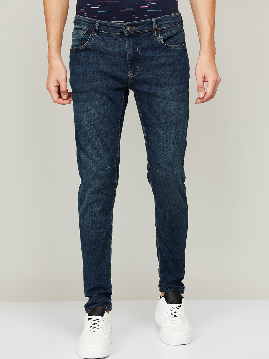 

Bossini Men Blue Skinny Fit Light Fade Jeans