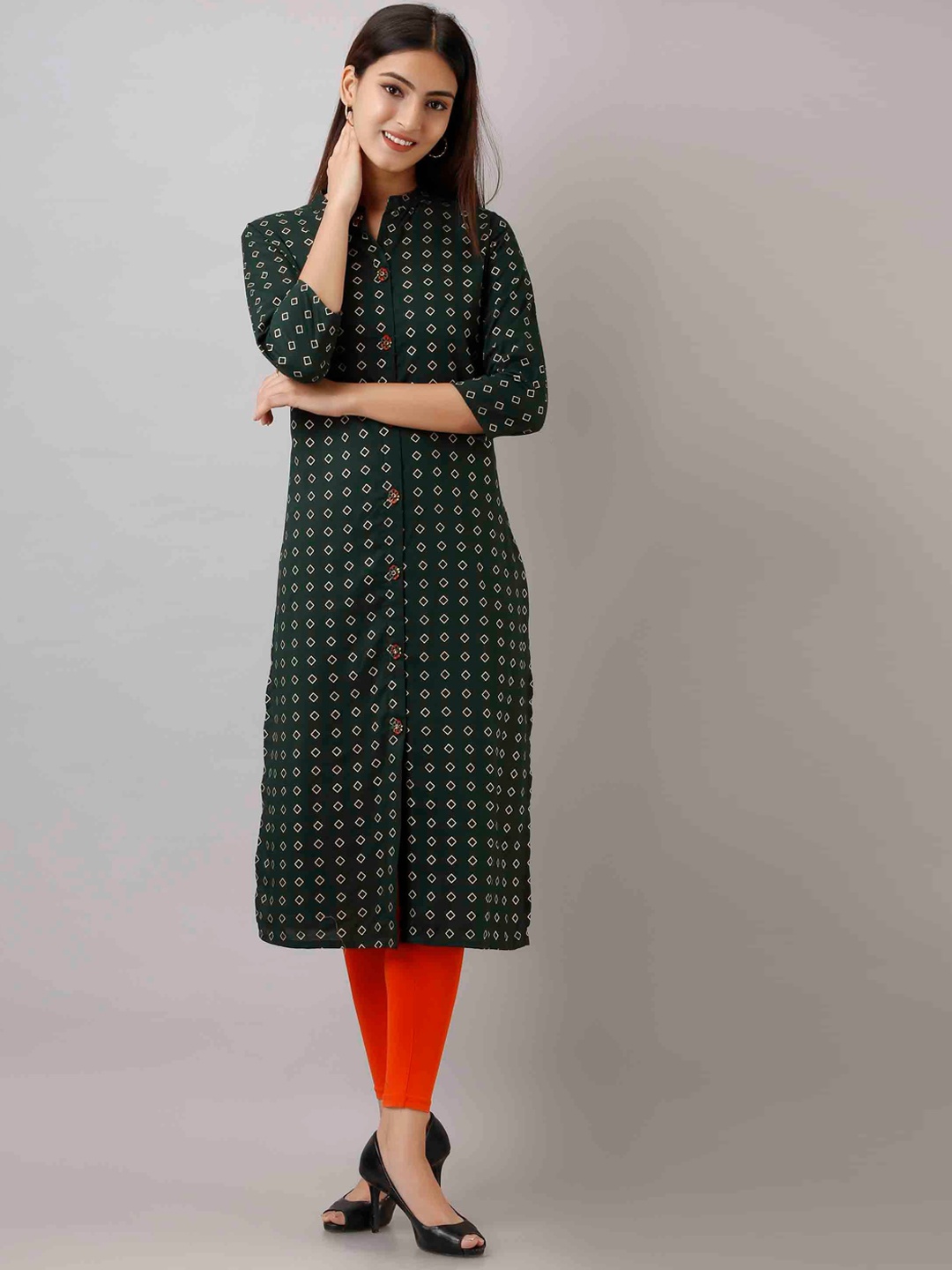 

KALINI Women Green Geometric Kurta