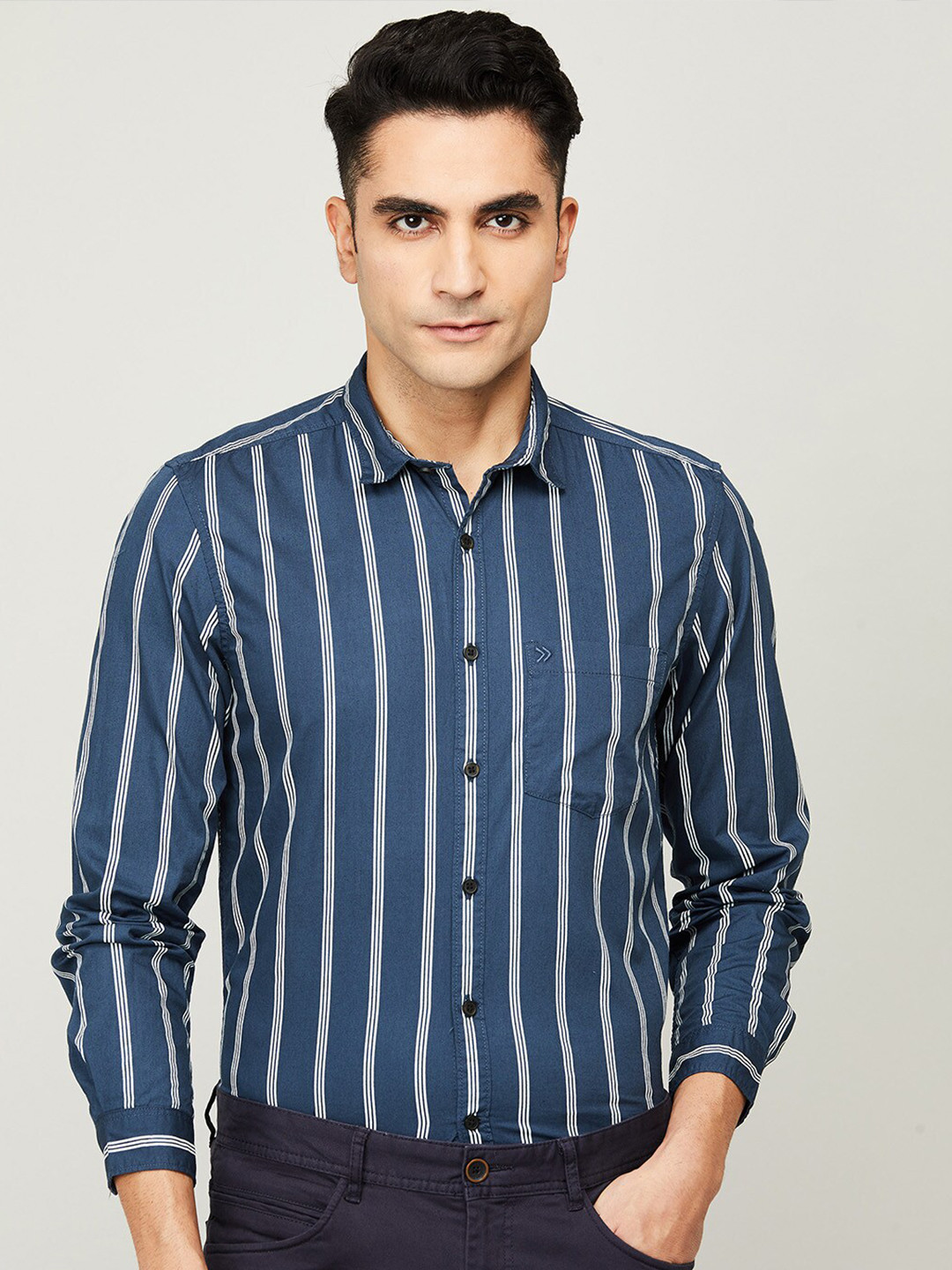 

CODE by Lifestyle Men Navy Blue Slim Fit Striped Casual Shirt