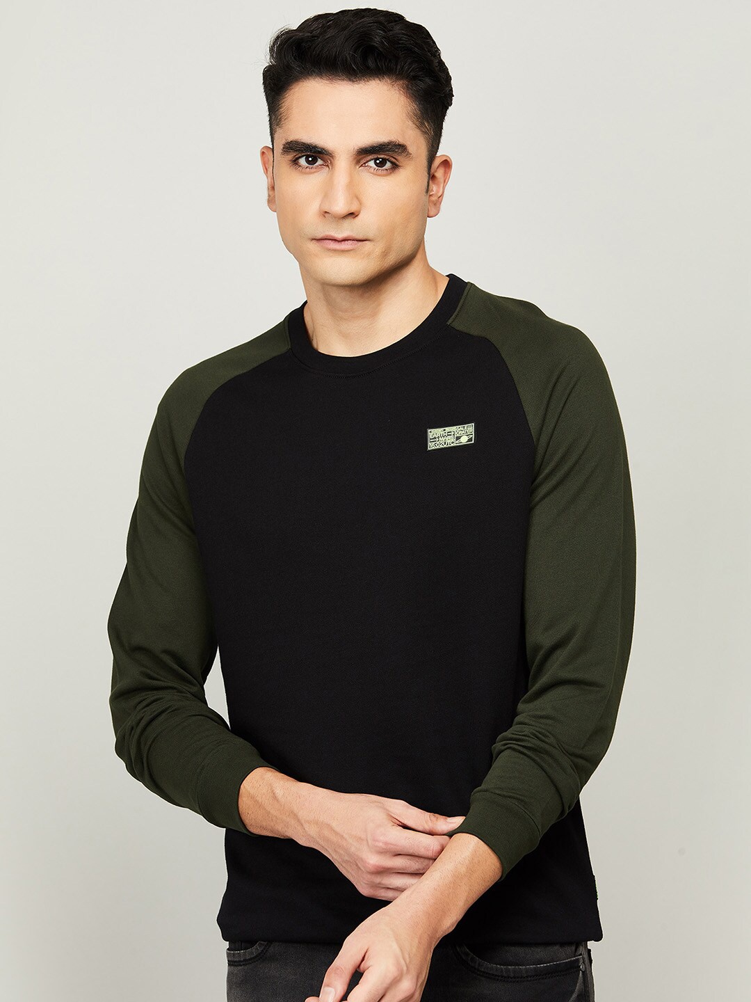 

Bossini Men Black Cotton Sweatshirt