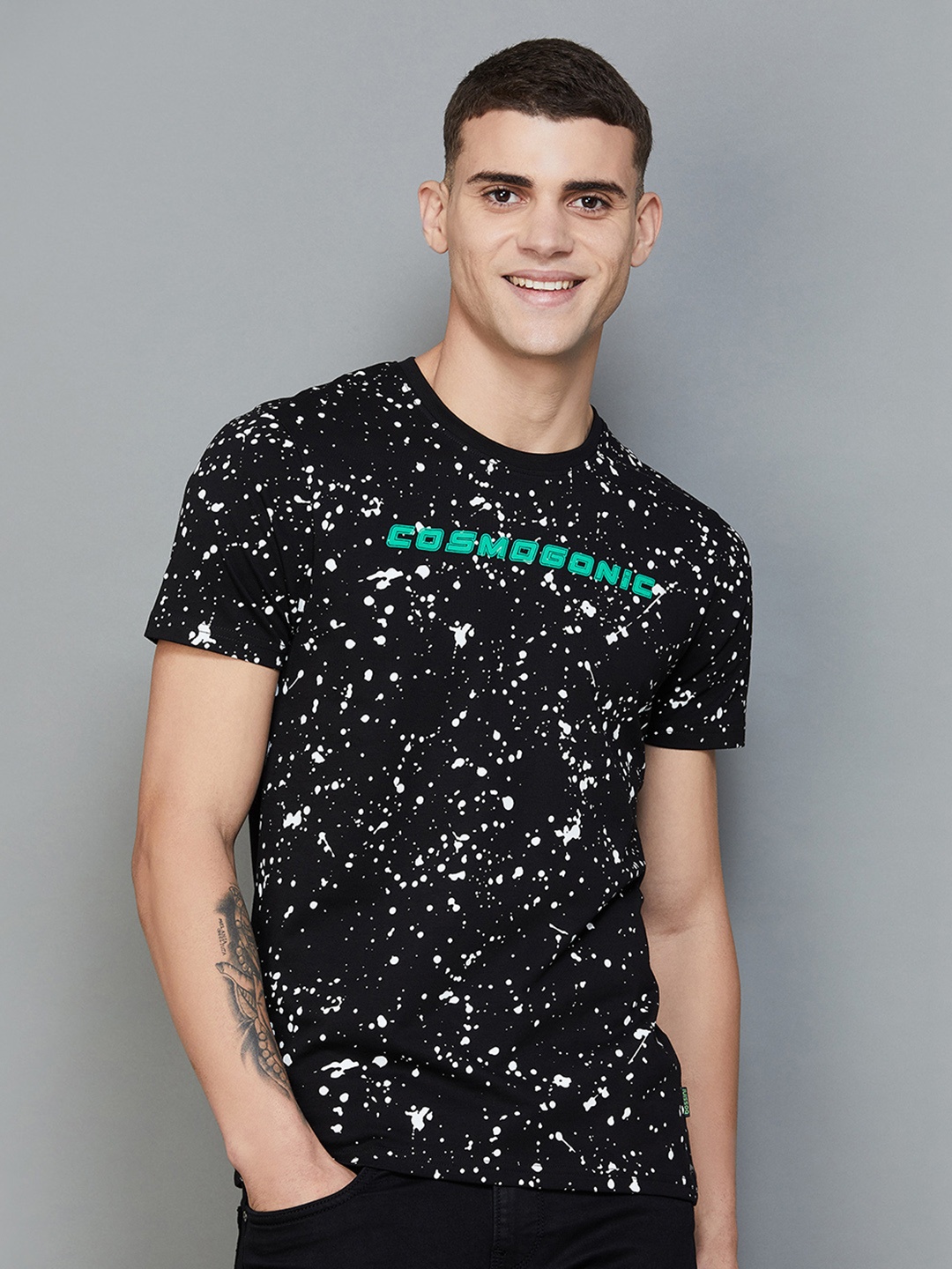 

Bossini Men Black Typography Printed Pure Cotton Slim Fit T-shirt