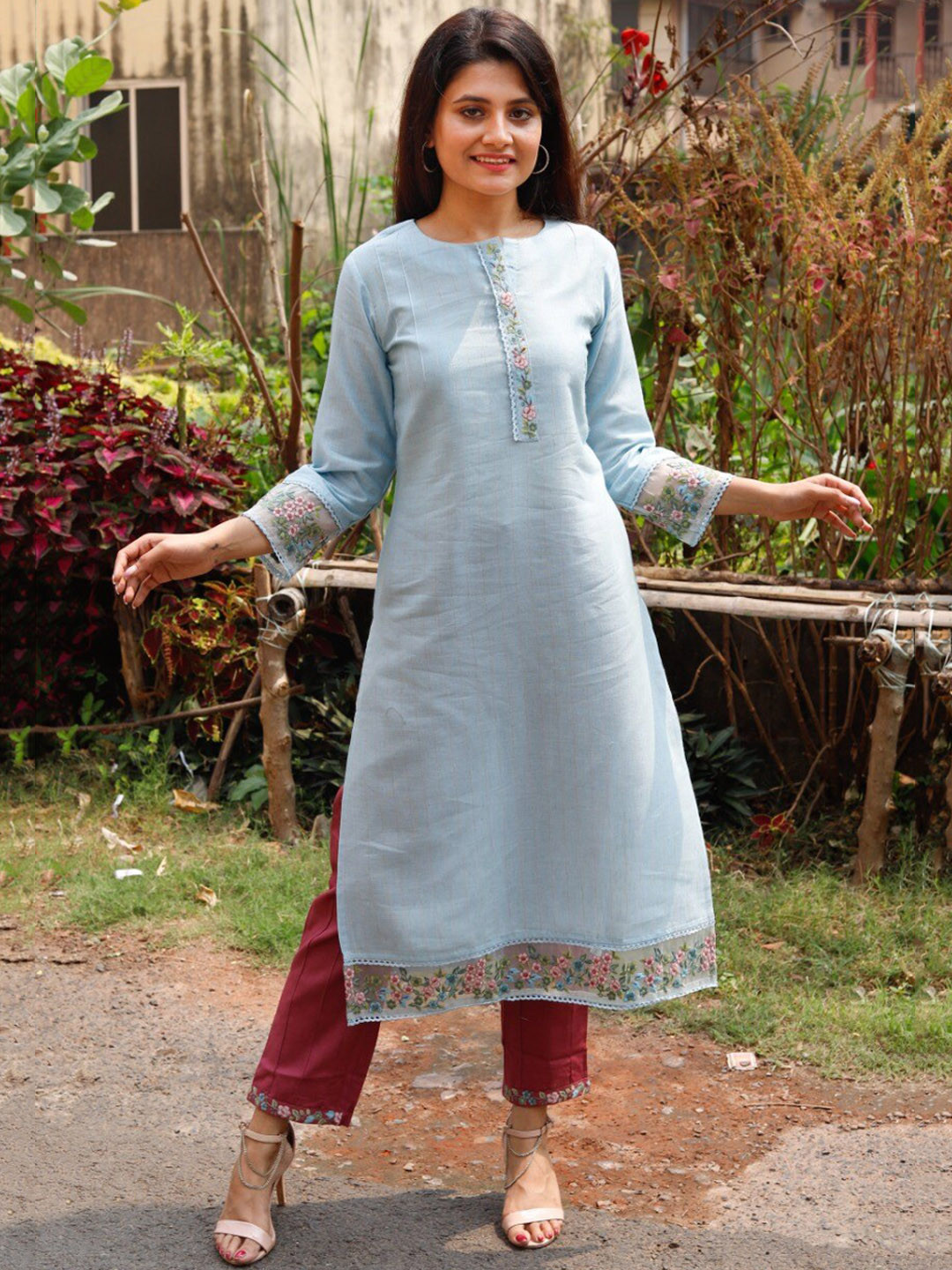 

Autumn Lane Women Floral Embroidered Thread Work Pure Cotton Kurta with Trousers, Blue