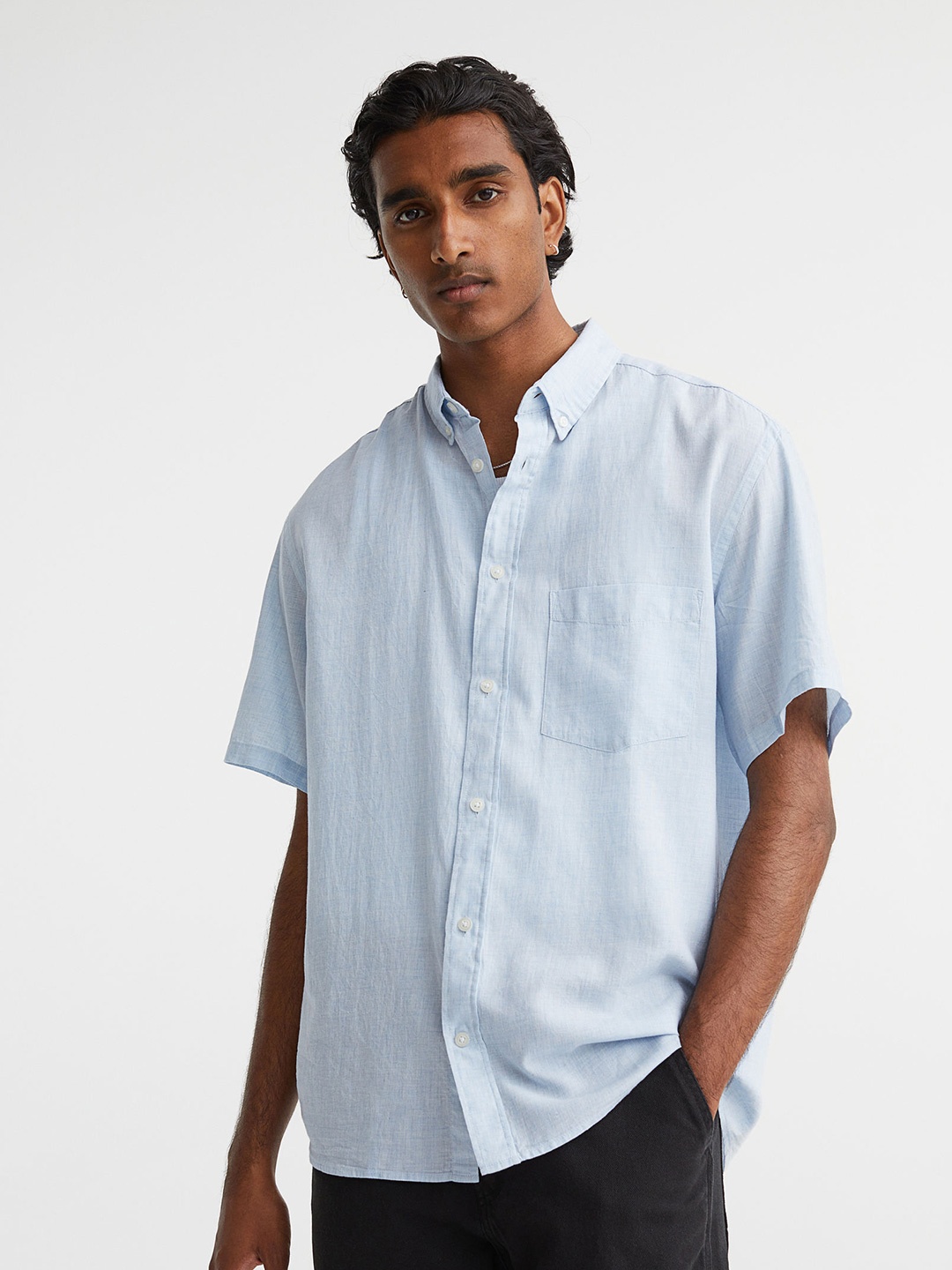 

H&M Men Blue Regular Fit Short-Sleeved Shirt