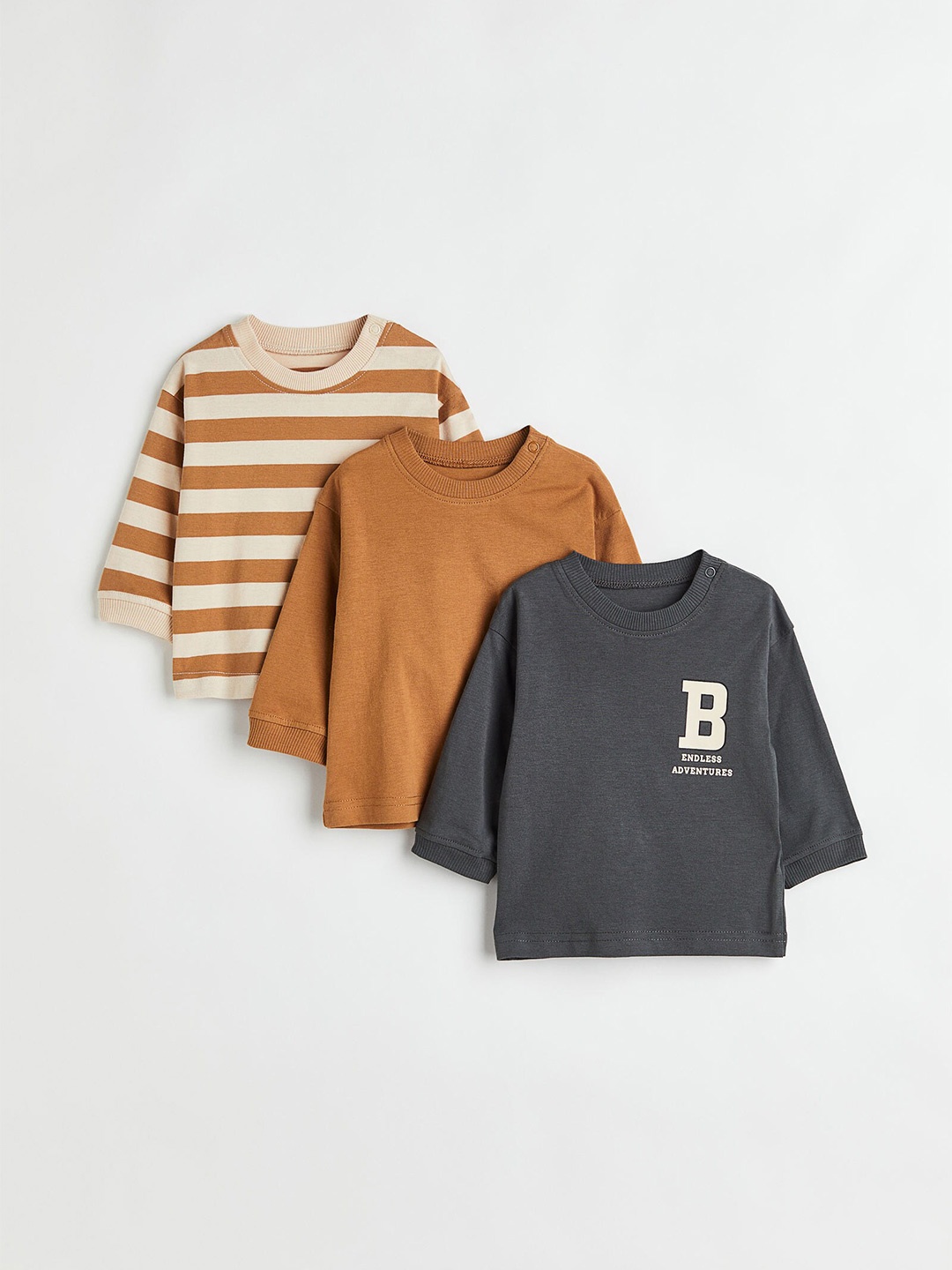 

H&M Boys Beige & Grey Pack of 3 Pure Cotton T-shirt